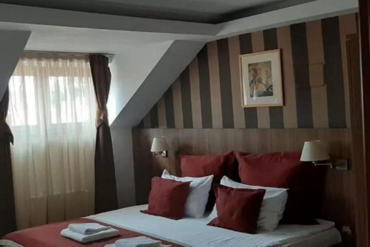 Hotel Gott Braşov Extérieur photo