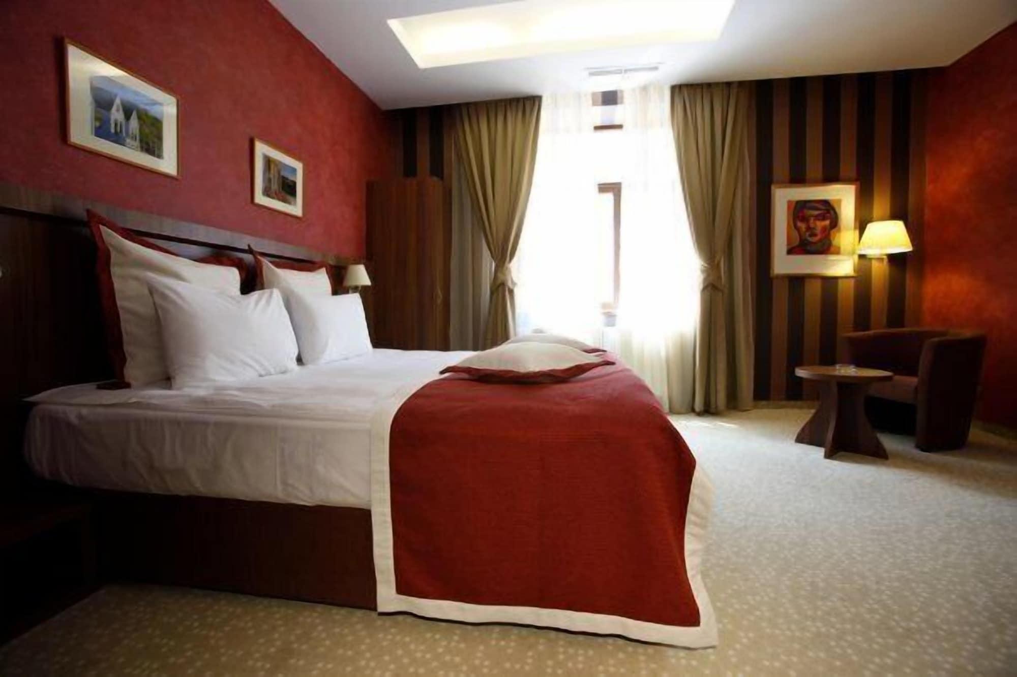 Hotel Gott Braşov Extérieur photo